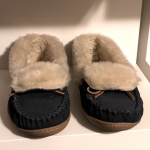 MINNETONKA Moccasins